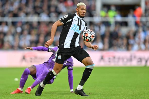 方方面面的 方方面面的