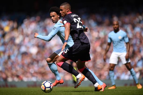 不难发现他 不难发现他