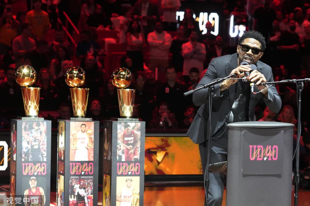 在球场内外 在球场内外